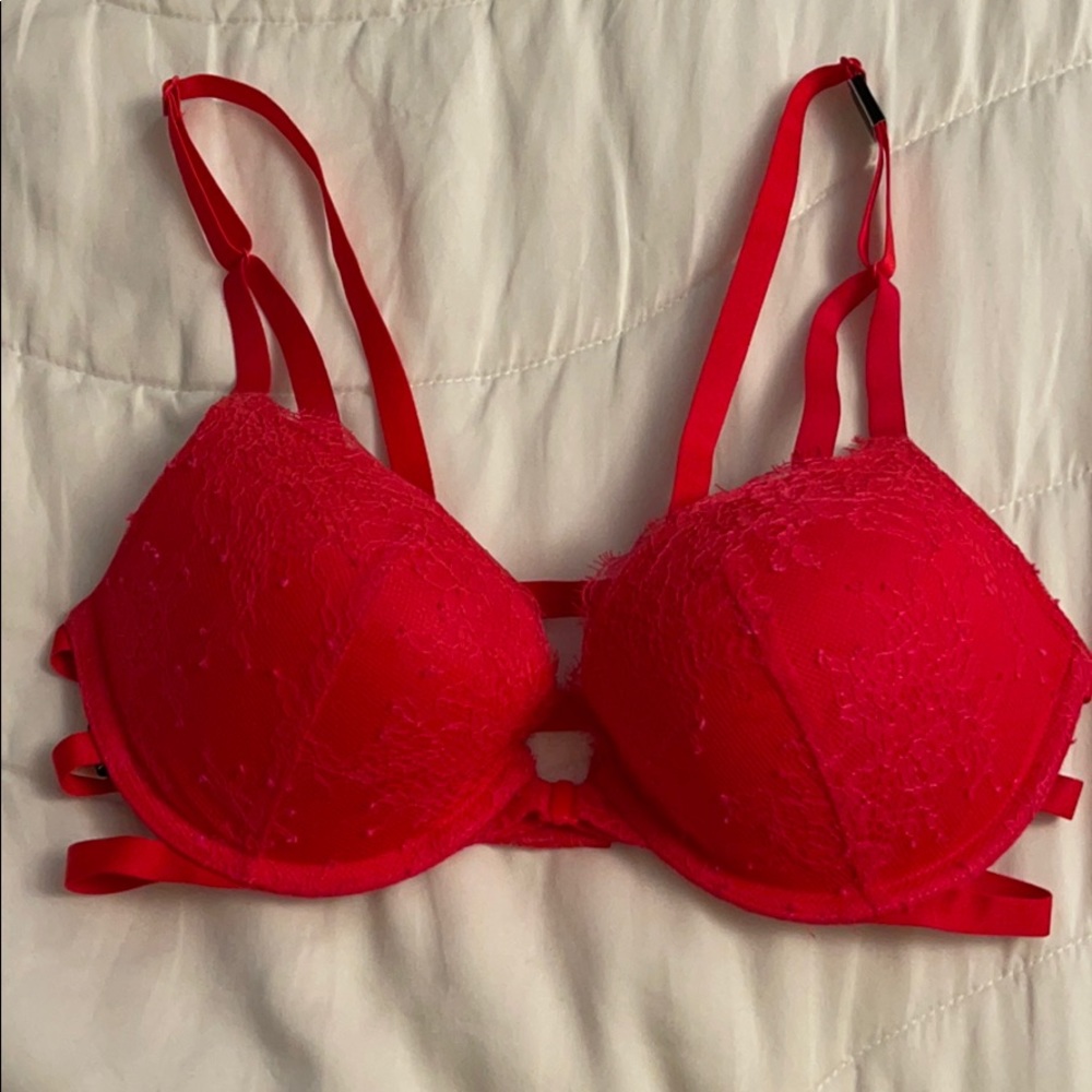 Victoria’s Secret Push Up Bra